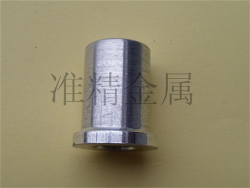电子产品部件124